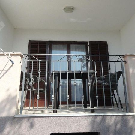 Tona Apartment Rovinjsko Selo Exterior photo